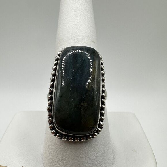 12x24mm Rectangle shaped Cabochon Labradorite in Sterling Silver Ring! - Picture 11 of 12